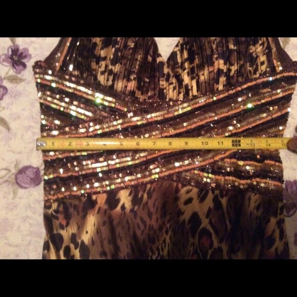 Beautiful sequined  leopard dress - Picture 5 of 5